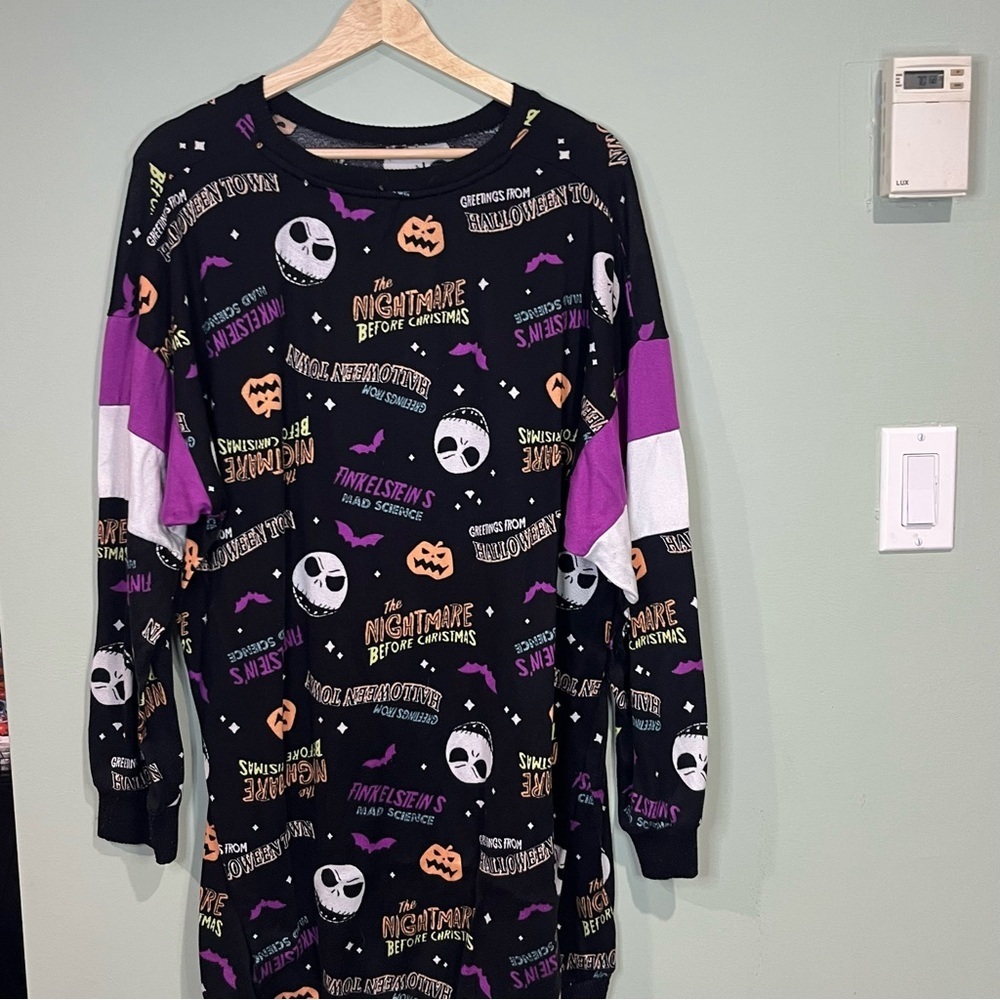 6/$20Nightmare Before Christmas Women's Pajama Top - Black and Purple